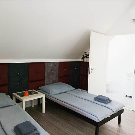 Koszecin Pokoje Pod Palacem المظهر الخارجي الصورة