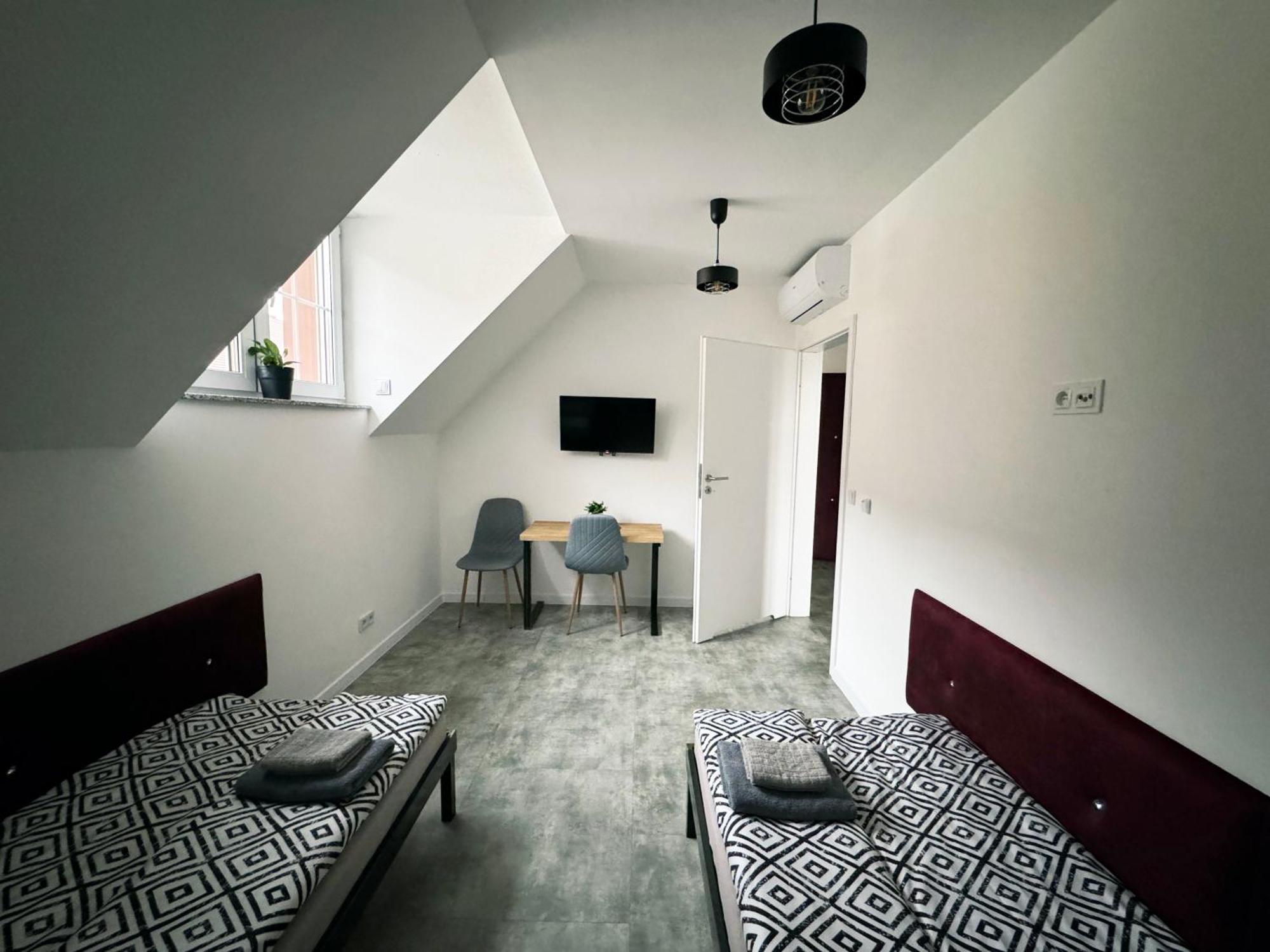 Koszecin Pokoje Pod Palacem المظهر الخارجي الصورة