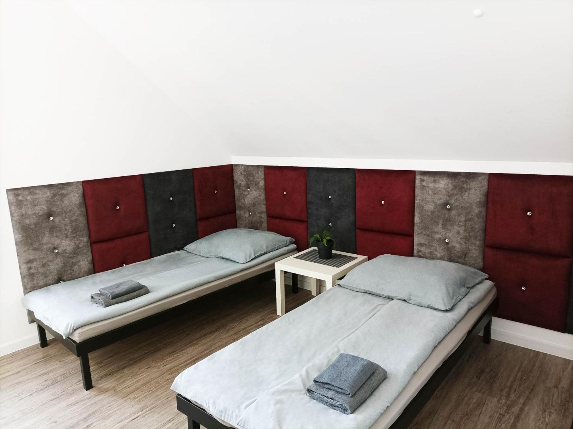 Koszecin Pokoje Pod Palacem الغرفة الصورة